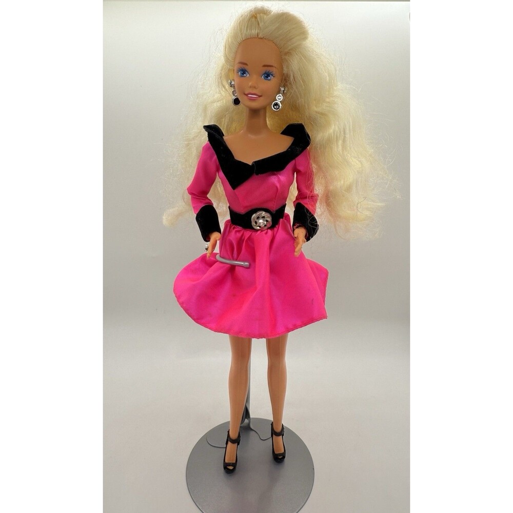 Barbie Mattel Steppin' Out Barbie Doll #14110 (Special Edition) 1995 Collectors - Picture 3 of 12